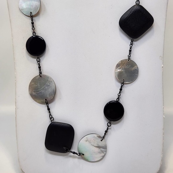 Cookie Lee Wood Shell Bead Long Black Chain Necklace Adjustable Costume Jewelry - Picture 2 of 6